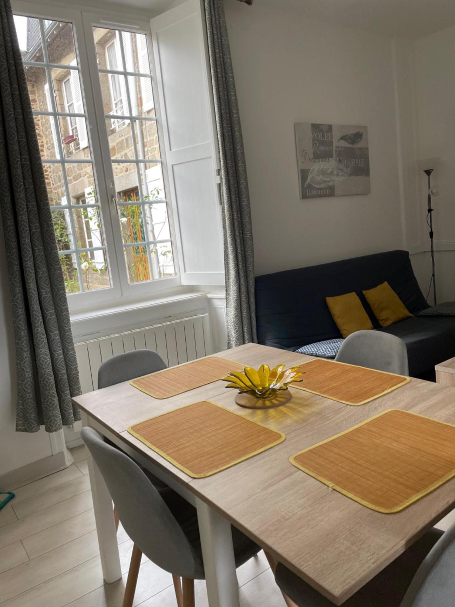 Charmant Appartement T2 Plein Centre Ville Saint-Brieuc Luaran gambar